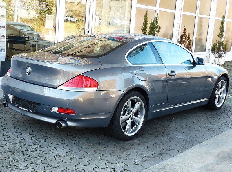 Stratusgrau metallic Gebraucht 2004 BMW 645 Performance Coupé | 25.980 € - Bild 1/4