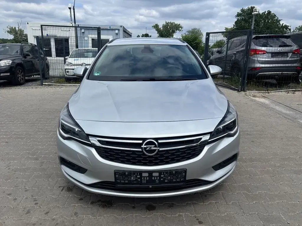 Gebraucht Opel Astra 110 PS (80 kW) 2018 Grau Kombi