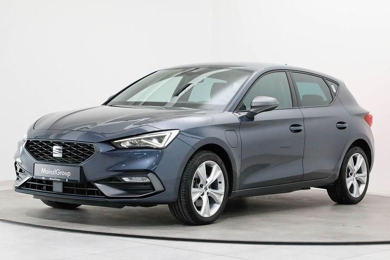 Gebraucht Seat Leon FR 204 PS (150 kW) 2022 Magnetic grau metallic (metallic) Limousine
