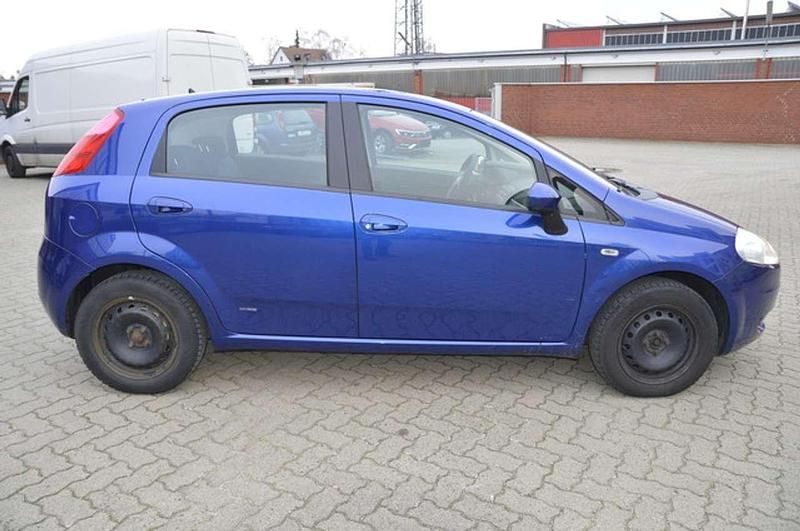 Gebraucht Fiat Punto 77 PS (56 kW) 2008 Blau Kleinwagen