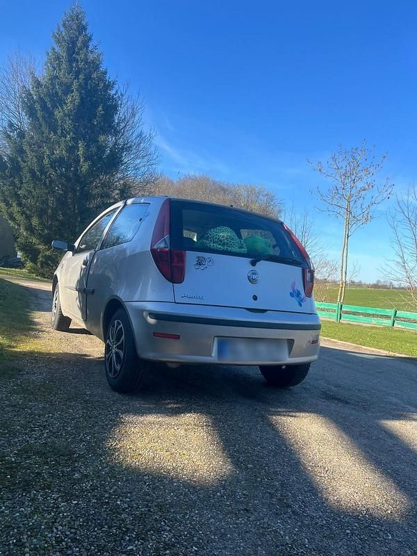 Gebraucht Fiat Punto 69 PS (50 kW) 2003 Silber Kleinwagen