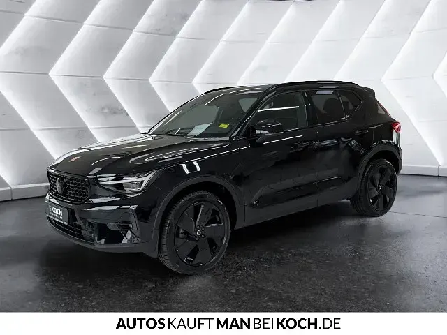 Gebraucht Volvo XC40 145 PS (106 kW) 2025 SUV