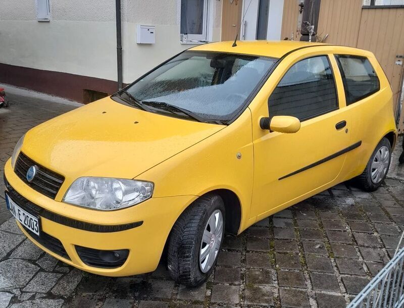 Gelb Gebraucht 2005 Fiat Punto Active Kleinwagen | 999 € (Fairer Preis) - Bild 1/4
