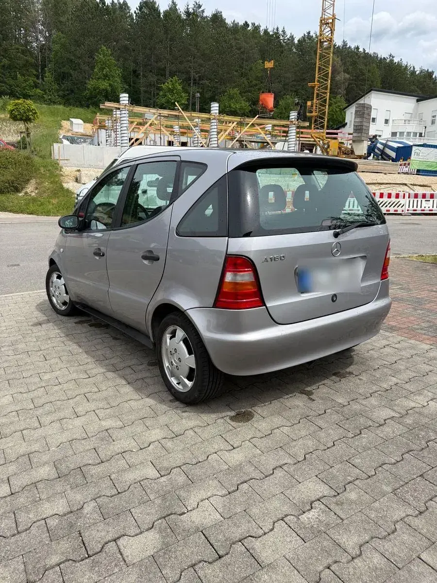 Gebraucht Mercedes A160 Classic 102 PS (75 kW) 1999 Silber Kleinwagen