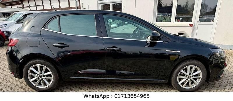 Gebraucht Renault Mégane IV Intens 162 PS (119 kW) 2017 Schwarz Limousine