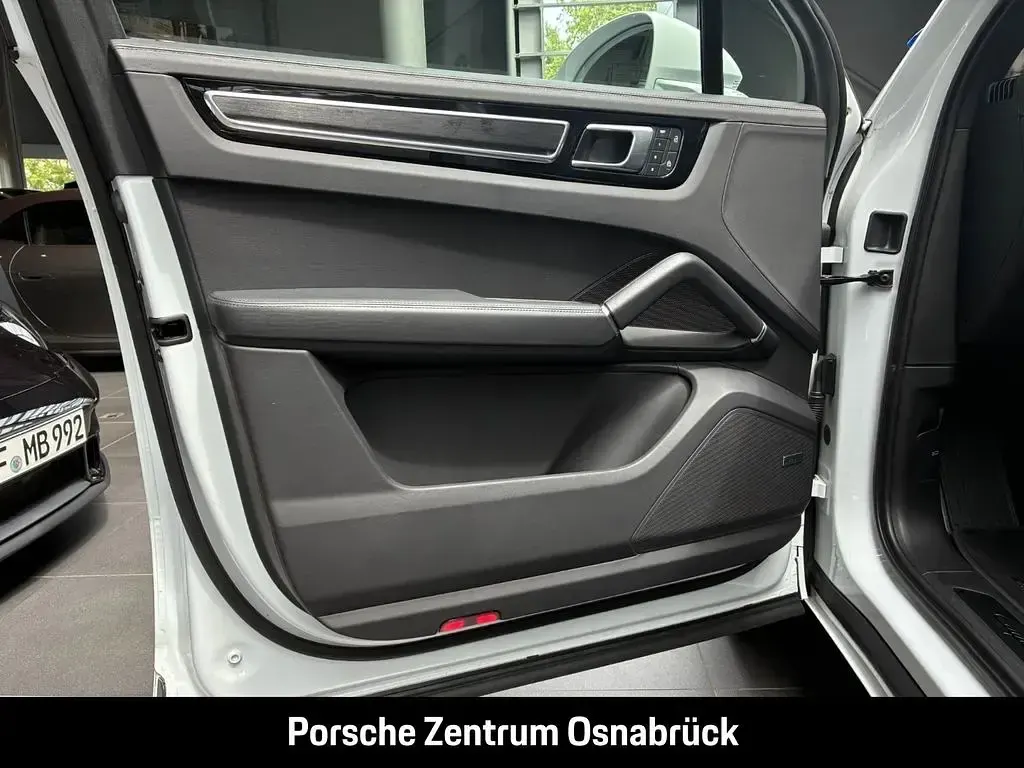 Gebraucht Porsche Cayenne GTS Sport 460 PS (338 kW) 2023 Carraraweißmetallic SUV