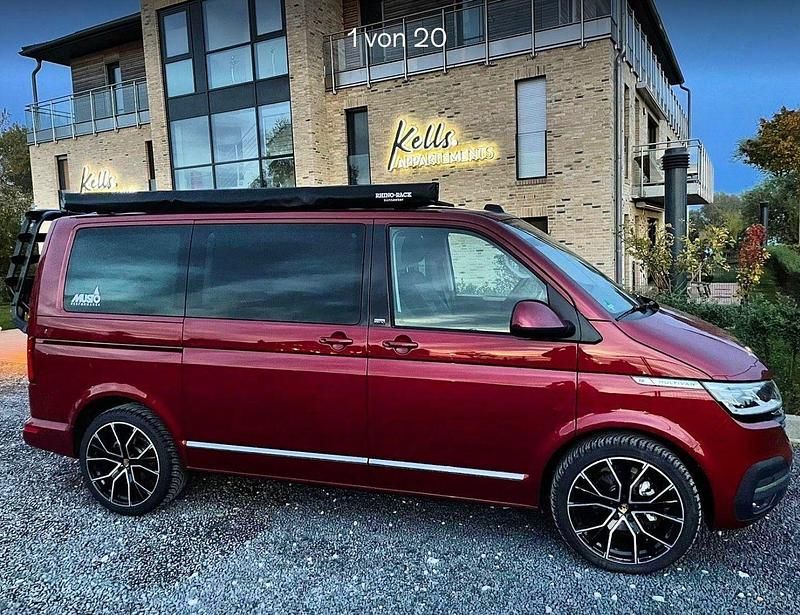 Gebraucht VW Multivan Generation Six 150 PS (110 kW) 2021 Rot Van