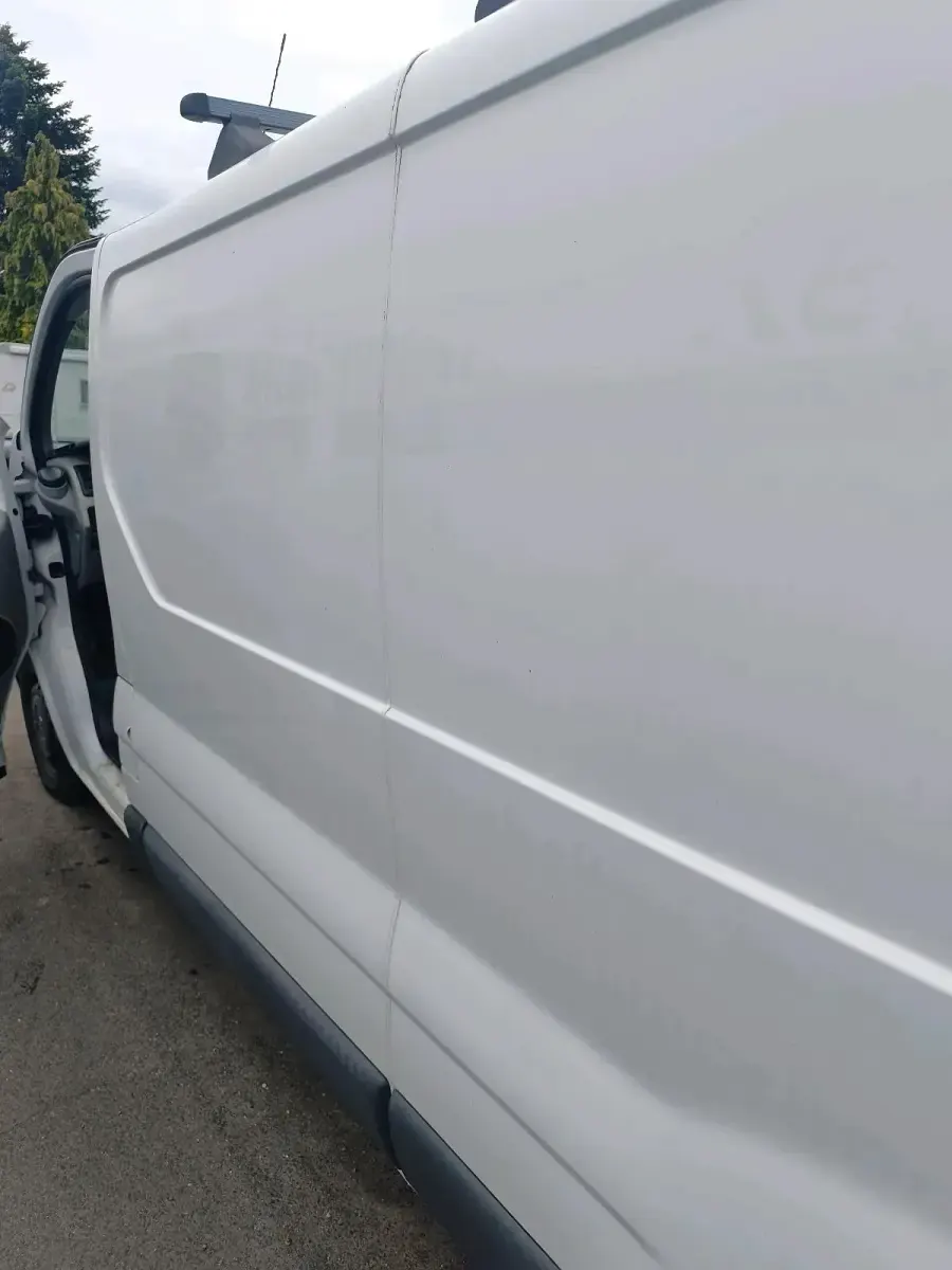 Gebraucht Opel Vivaro 120 PS (88 kW) 2006 Weiß Van / Kleinbus
