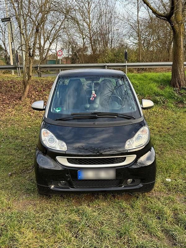 Schwarz Gebraucht 2011 Smart ForTwo Coupé Coupé | 4.100 € (Fairer Preis) - Bild 1/4
