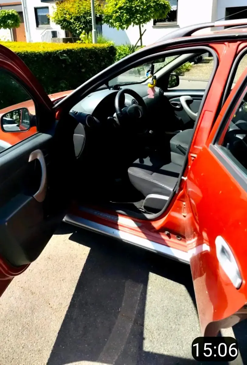 Gebraucht Dacia Sandero Stepway 80 PS (58 kW) 2010 Rot Kleinwagen