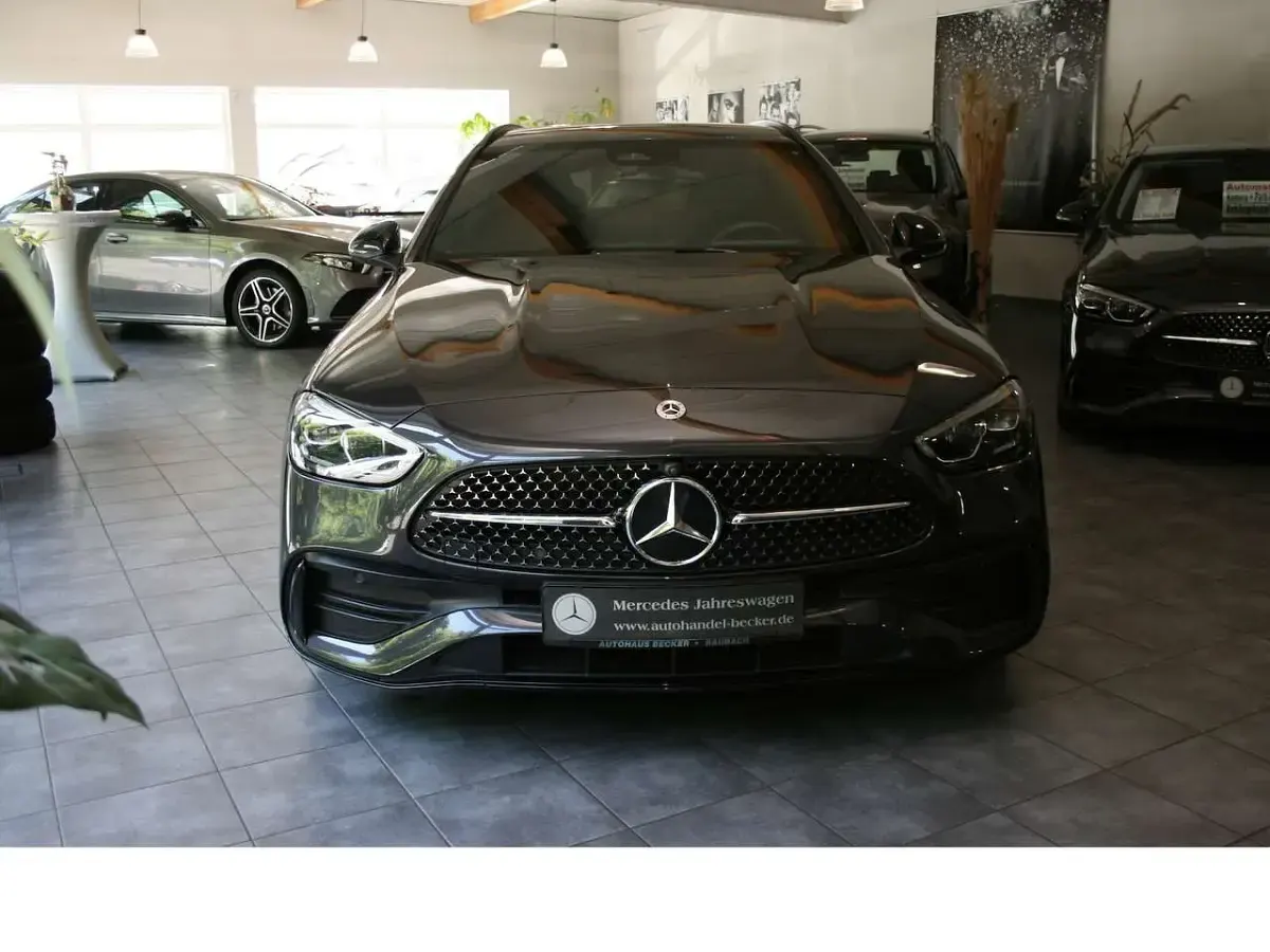 Gebraucht Mercedes C200 AMG 163 PS (119 kW) 2025 Graphitegrau metallic Kombi