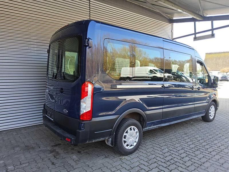Gebraucht Ford Transit Trend 170 PS (125 kW) 2023 Blazerblau Limousine
