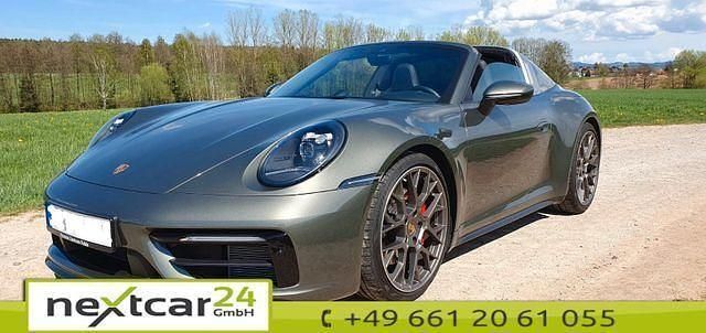 Green metallic Gebraucht 2023 Porsche 911 Targa 4S Sport Cabrio | 174.992 € (Fairer Preis) - Bild 1/4
