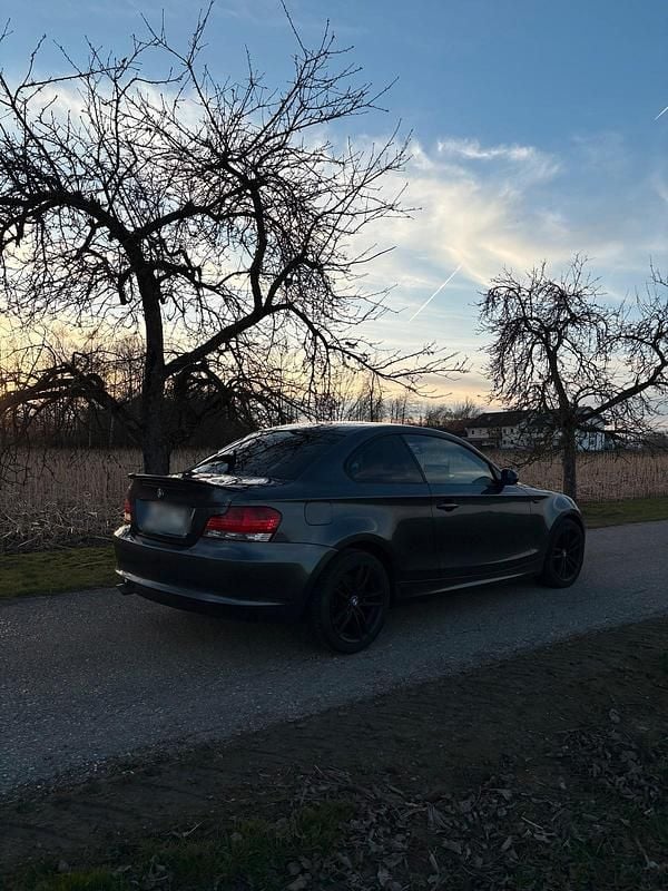Gebraucht BMW 120 Coupé 177 PS (130 kW) 2008 Grau Coupé