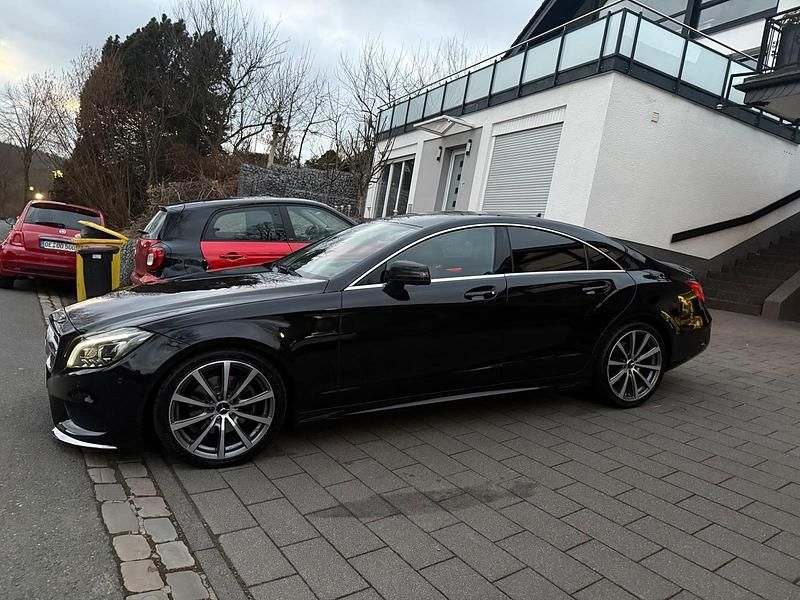 Schwarz Gebraucht 2015 Mercedes CLS220 AMG Coupé | 19.000 € (Fairer Preis) - Bild 1/4