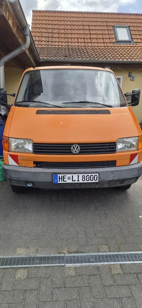 Gebraucht VW T4 60 PS (44 kW) 1994 Orange Van