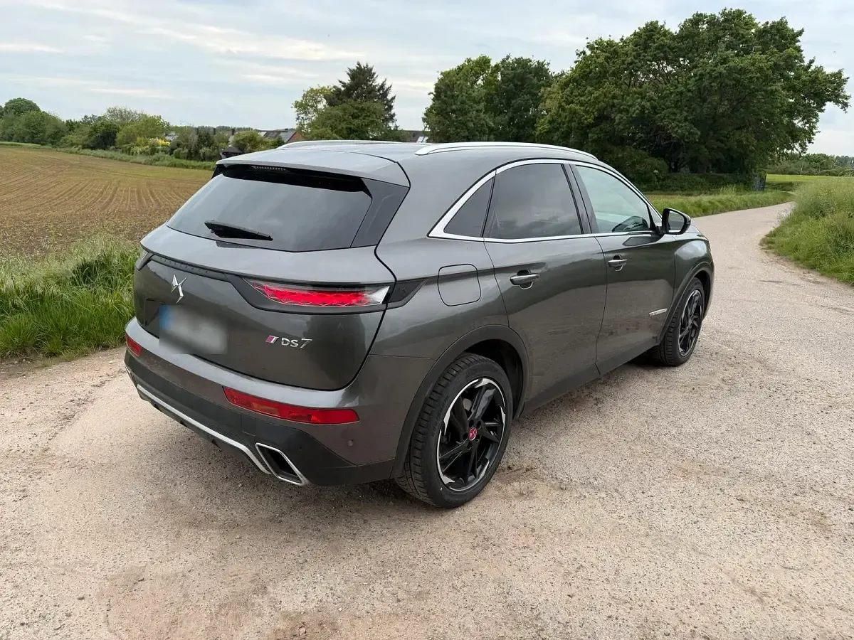 Gebraucht DS Automobiles DS7 Crossback Performance 177 PS (130 kW) 2018 Grau SUV