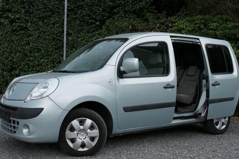 Silber Gebraucht 2008 Renault Kangoo Privilege Van / Kleinbus | 3.500 € (Fairer Preis) - Bild 1/4