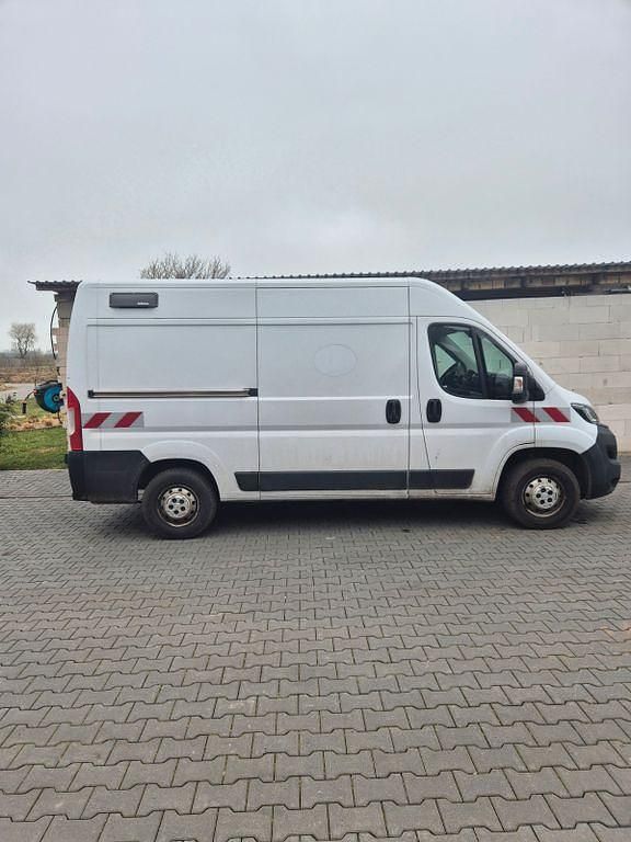 Gebraucht Fiat Ducato 140 PS (102 kW) 2019 Weiß Van