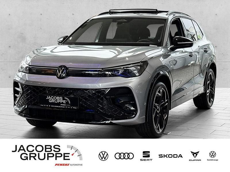 Silber Neu 2025 VW Tiguan R-line SUV | 57.990 € (Etwas zu teuer) - Bild 1/4
