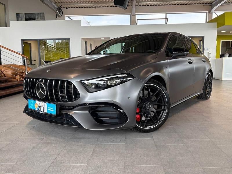 Grau Gebraucht 2022 Mercedes A45 AMG AMG Limousine | 58.495 € (Teuer) - Bild 1/4