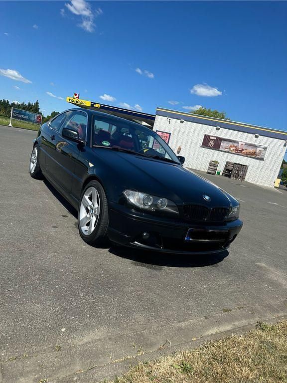 Schwarz Gebraucht 2003 BMW 320 M Sport Coupé | 4.500 € (Guter Preis) - Bild 1/4