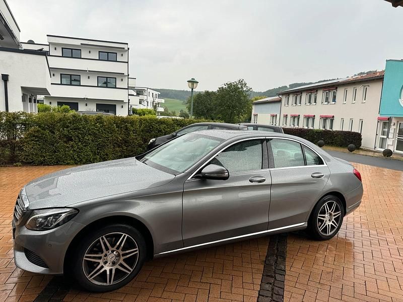 Gebraucht Mercedes C220 170 PS (125 kW) 2014 Grau Limousine