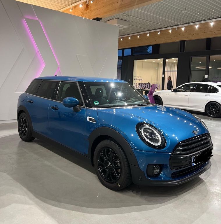 Blau Gebraucht 2023 Mini One Clubman Kombi | 22.999 € (Fairer Preis) - Bild 1/4