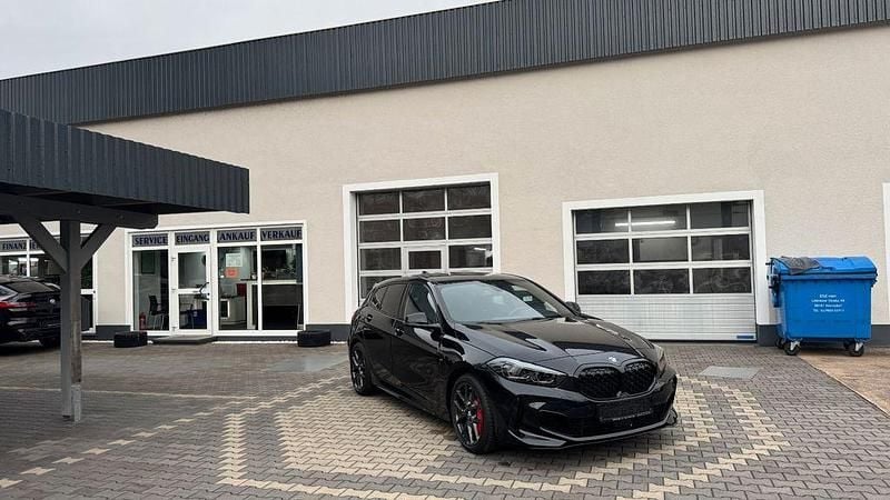 Gebraucht BMW M135 Performance 306 PS (225 kW) 2024 Schwarz Kleinwagen