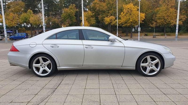 Gebraucht Mercedes CLS350 292 PS (214 kW) 2007 Silber Limousine