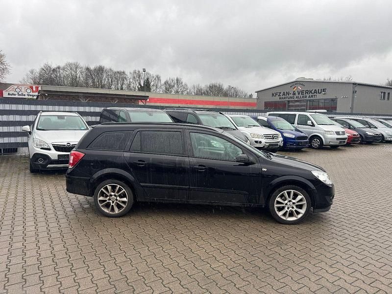 Gebraucht Opel Astra Catch Me 116 PS (85 kW) 2007 Schwarz Kombi