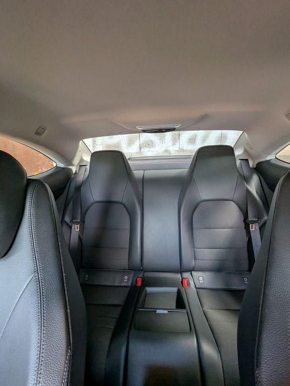 Gebraucht Mercedes C180 156 PS (114 kW) 2011 Grau Coupé