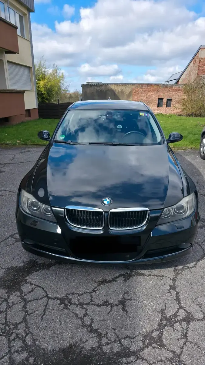 Gebraucht BMW 320 170 PS (125 kW) 2007 Schwarz Kombi