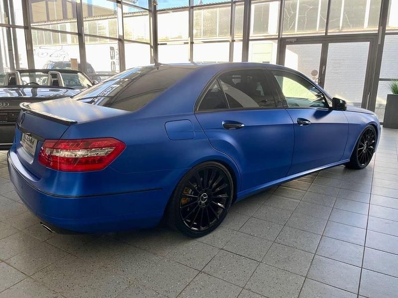 Gebraucht Mercedes E350 292 PS (214 kW) 2010 Blau Limousine