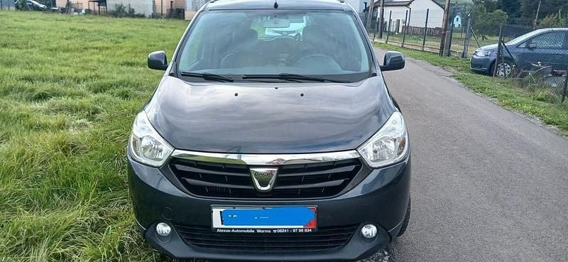 Gebraucht Dacia Lodgy Prestige 116 PS (85 kW) 2017 Grau Van / Kleinbus