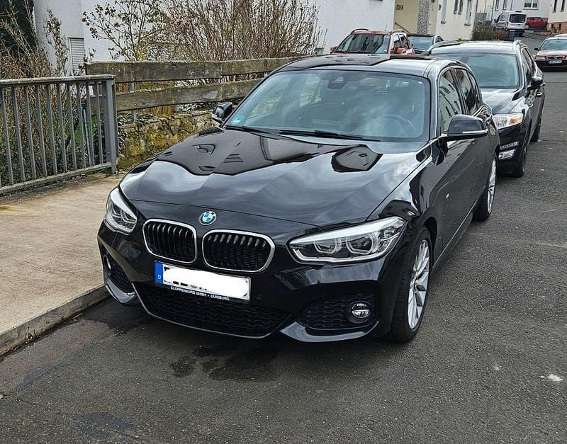 Schwarz Gebraucht 2017 BMW 118 M Sport Kleinwagen | 18.800 € (Guter Preis) - Bild 1/4