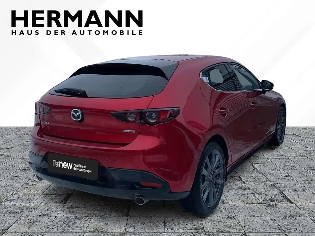 Używany Mazda 3 Selection 150 KM (110 kW) 2021 Czerwony Sedan/Limuzyna