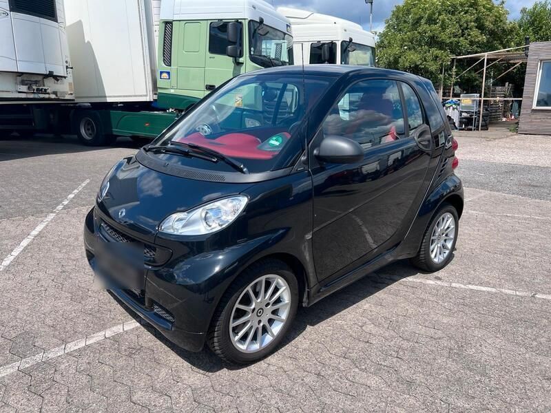 Schwarz Gebraucht 2011 Smart ForTwo Coupé Passion Coupé | 5.200 € (Fairer Preis) - Bild 1/4
