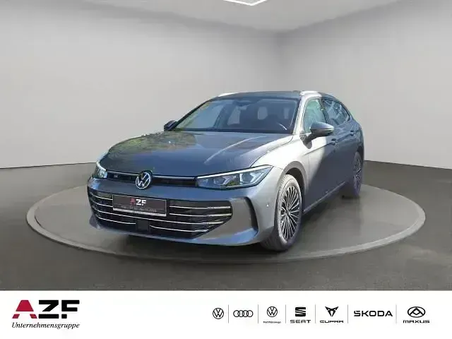 Gebraucht VW Passat Elegance 150 PS (110 kW) 2026 Kombi