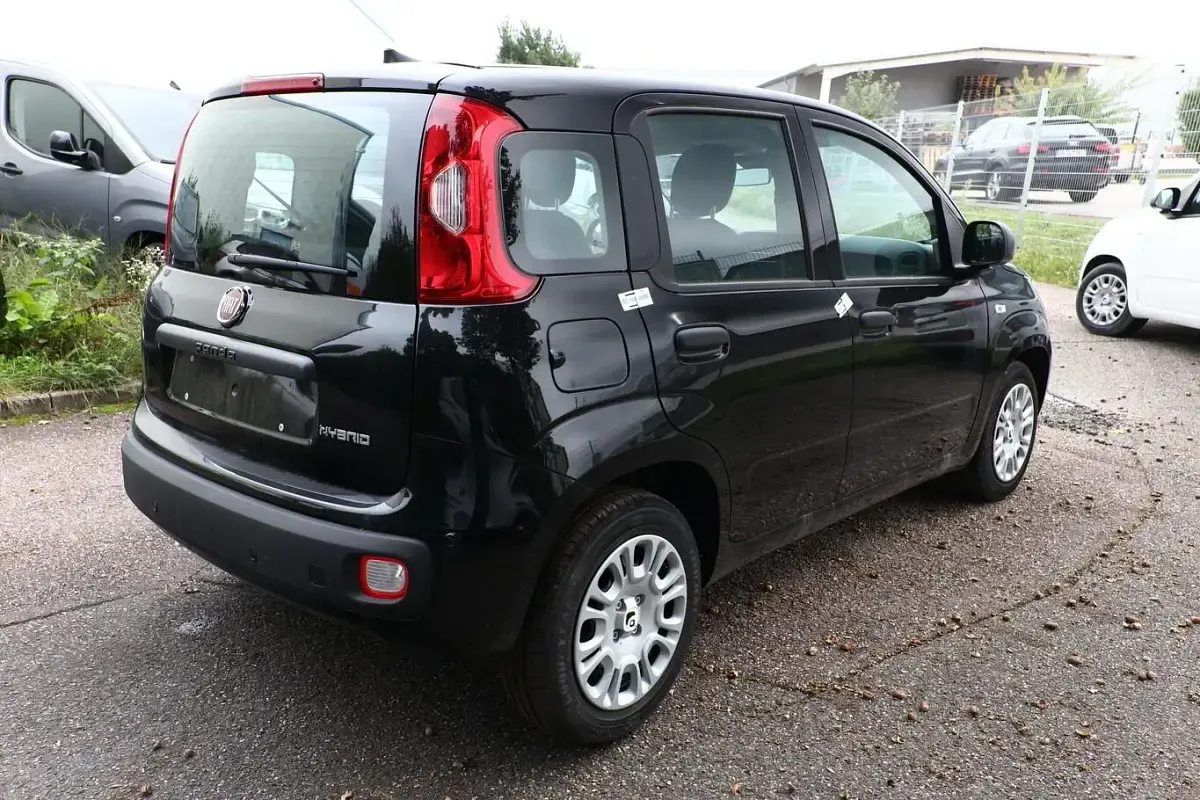Ny Fiat Panda 69 HK (50 kW) 2025 Sort Hatchback