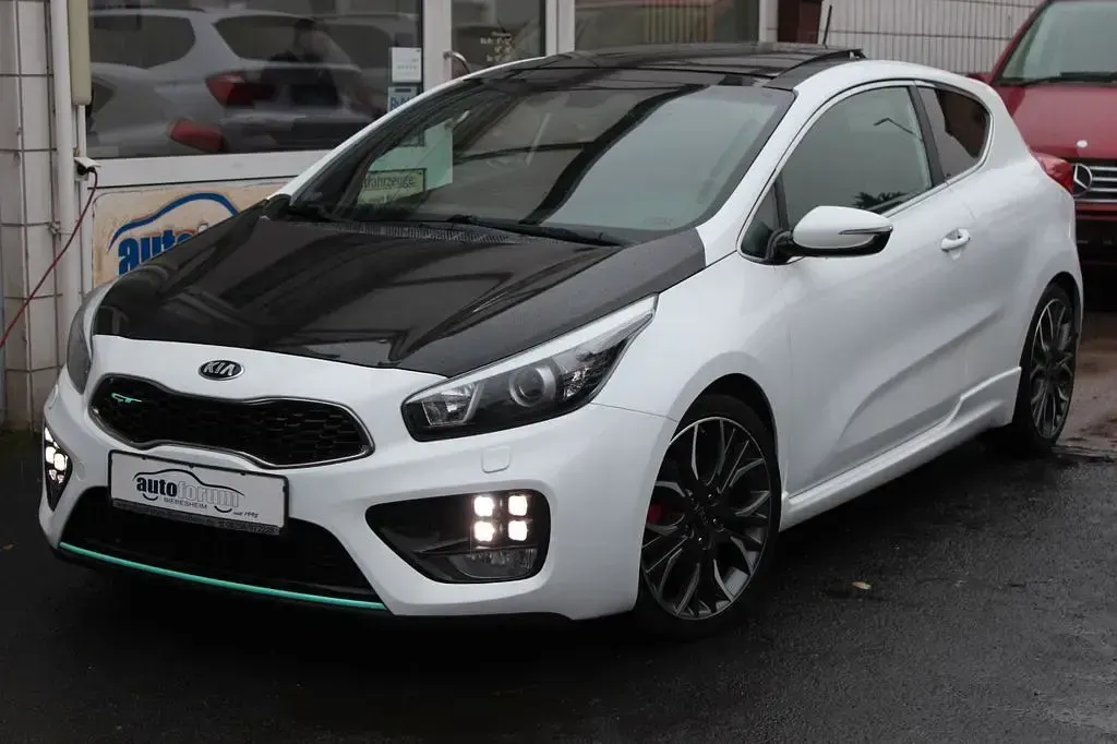 Gebraucht Kia ProCeed GT-Track 204 PS (150 kW) 2014 Weiß Kleinwagen