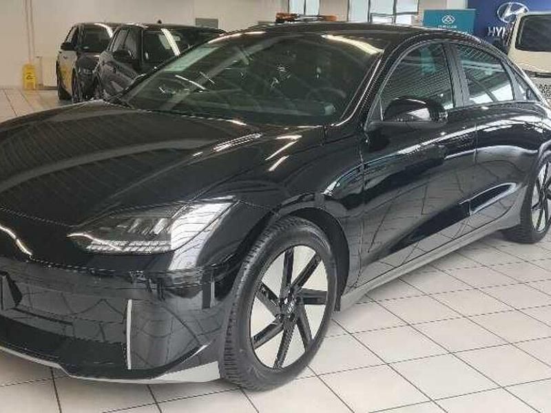 Gebraucht Hyundai Ioniq 6 Basis 111 kW (151 PS) 2023 Schwarz Limousine