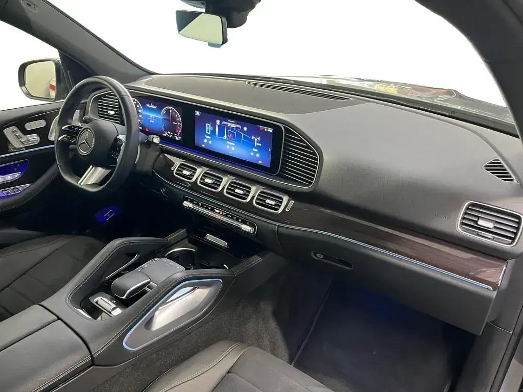 Gebraucht Mercedes GLE350 AMG 197 PS (144 kW) 2024 Selenitgrau SUV