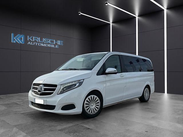 Weiß Gebraucht 2016 Mercedes V250 Edition Van / Kleinbus | 29.700 € (Fairer Preis) - Bild 1/4