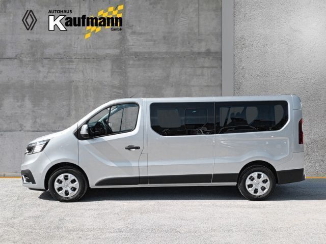 Gebraucht Renault Trafic Life 150 PS (110 kW) 2024 Silber Van / Kleinbus