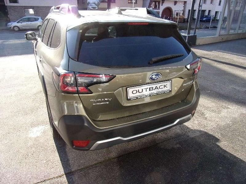 Nouvelle Subaru Outback Active 169 ch (124 kW) 2025 Vert Break