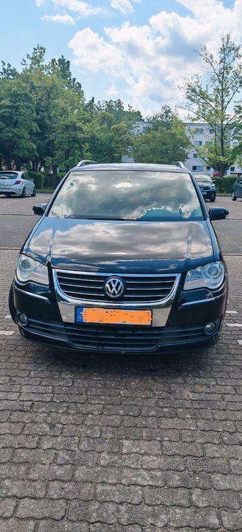 Schwarz Gebraucht 2007 VW Touran Van / Kleinbus | 4.550 € (Etwas zu teuer) - Bild 1/4