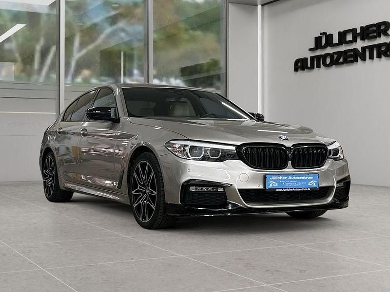 Silber Gebraucht 2019 BMW 530 M Sport Limousine | 27.990 € (Superpreis) - Bild 1/4