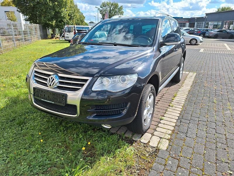 Schwarz Gebraucht 2009 VW Touareg SUV | 5.950 € (Superpreis) - Bild 1/4