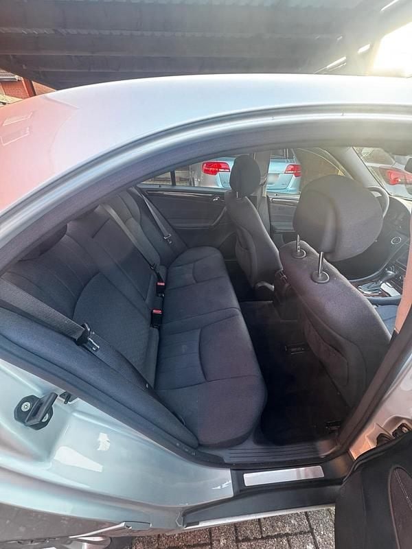 Gebraucht Mercedes C200 163 PS (119 kW) 2006 Grau Limousine